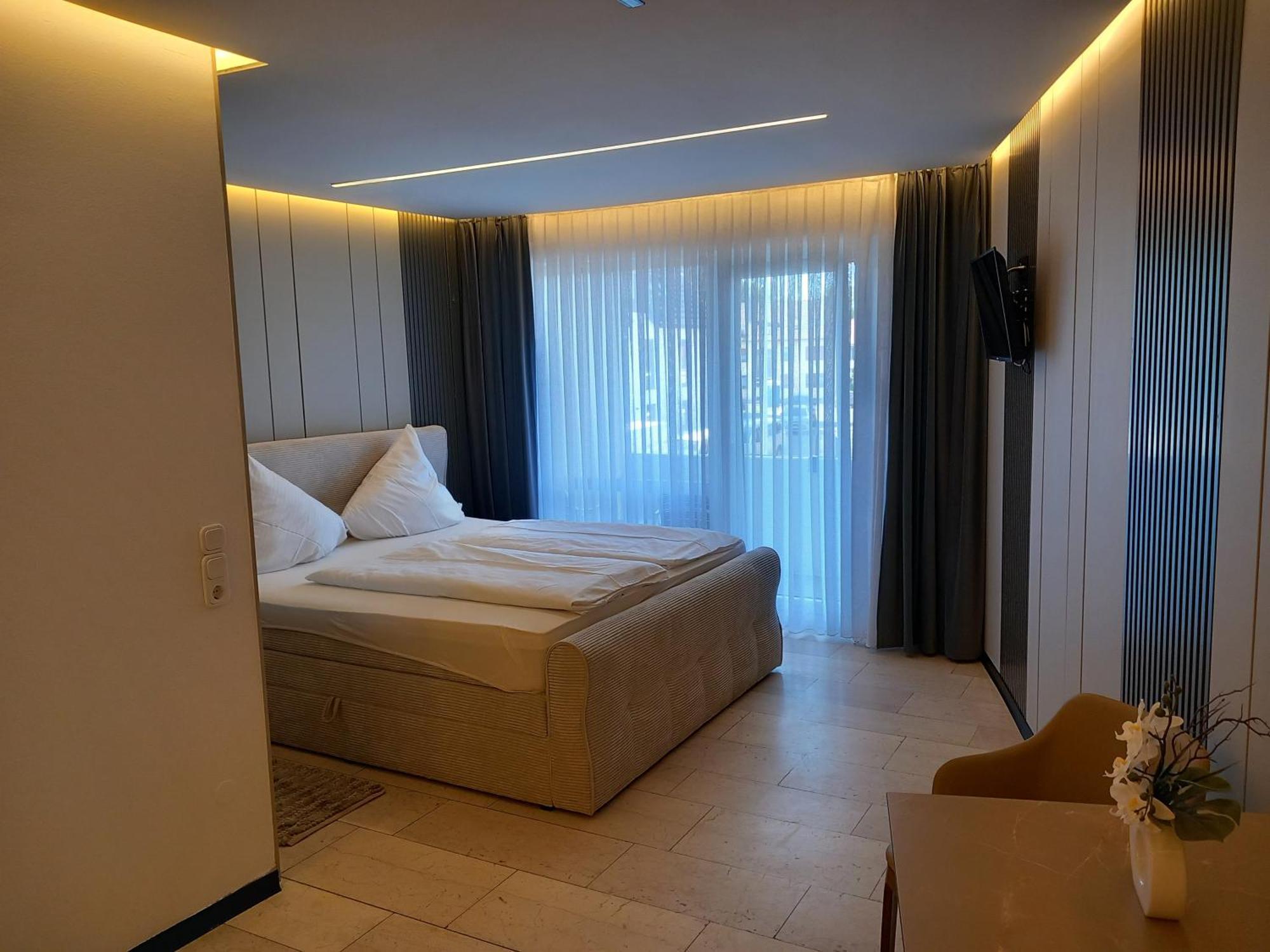 Hotel Hafez Bad Salzuflen Oda fotoğraf